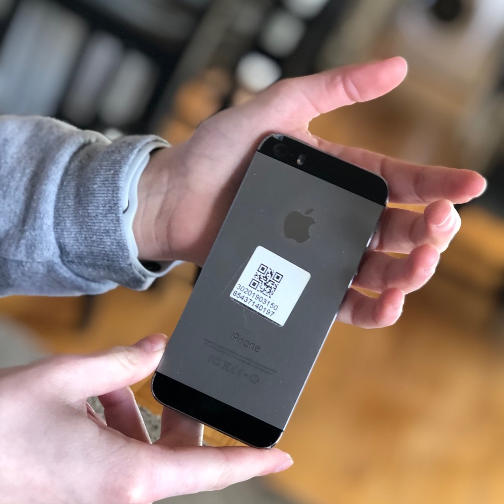 brand new iphone XS